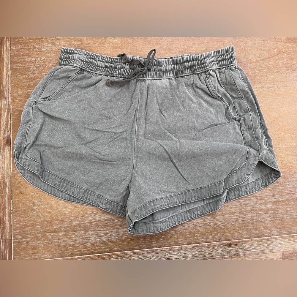 Hollister Women's Gray Athletic Shorts